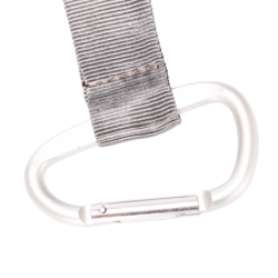 Llavero lanyard detalle mosquetón gris
